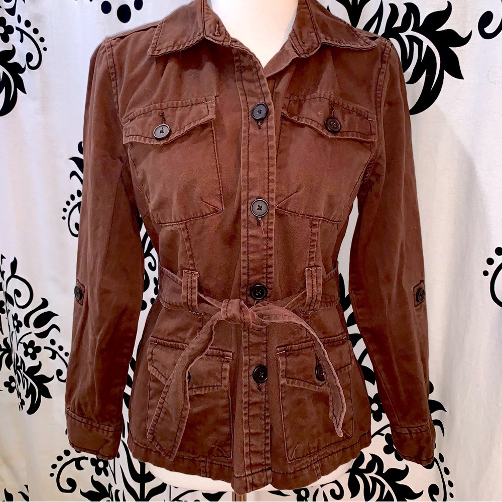 French Cuff Sz M Brown Safari Style Jacket with Patch Pockets and Self Tie Belt